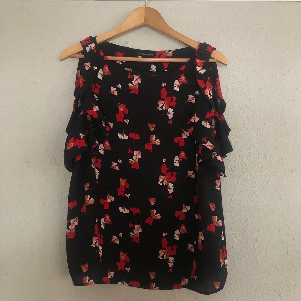 Banana Republic Ruffle Tank